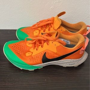 Nike running shoes size 7 trail concord